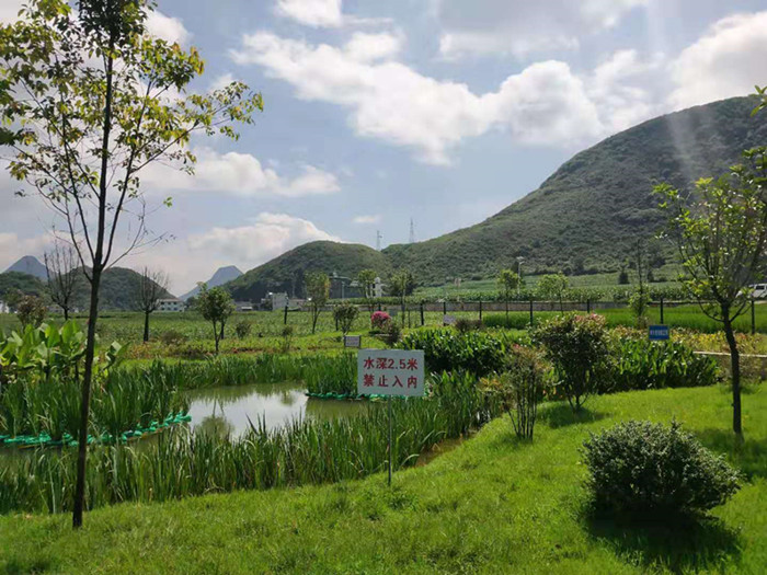 羅平縣2016年萬峰湖流域沿河農(nóng)村環(huán)境連片整治項目二標(biāo)（以德村）